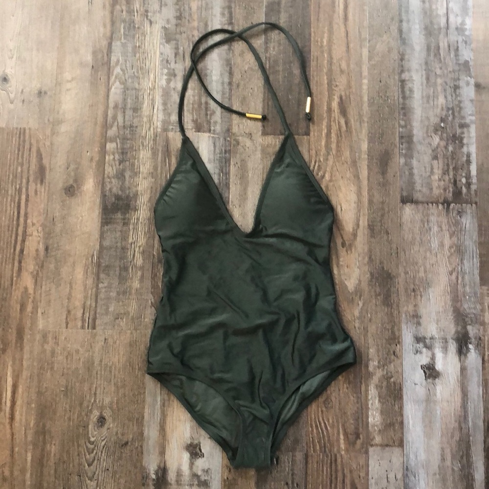 Mossman Australia one piece size Sm